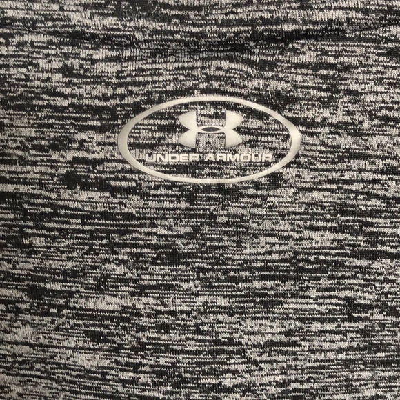 Under Armour grey t shirt size lg (large) - Picture 3 of 4